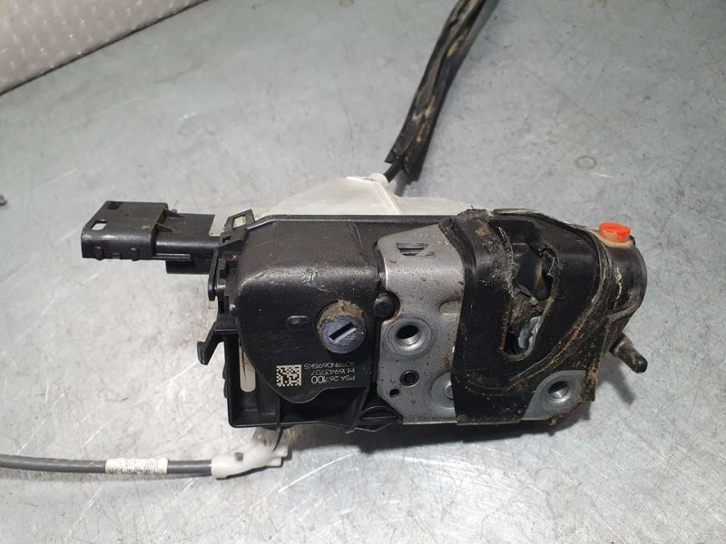 Recambio de cerradura puerta trasera derecha para opel crossland x excellence referencia OEM IAM 267100 16943707 6 PINES