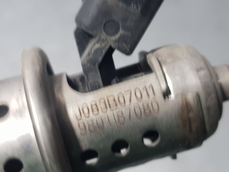 Recambio de inyector adblue para ds 7 crossback grand chic referencia OEM IAM 980118780 J083B07011 