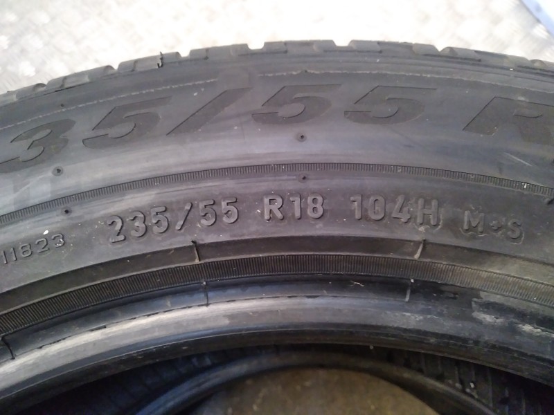 Recambio de neumatico pareja para neumaticos reutilizados - referencia OEM IAM 2355518104H 235/55/18/104H PIRELLI