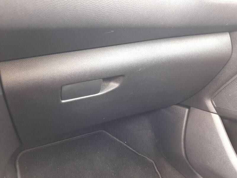 Recambio de guantera para peugeot 308 ii (lb_, lp_, lw_, lh_, l3_) 1.2 thp 110 referencia OEM IAM 16108048ZD  