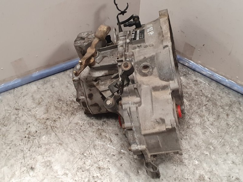 Recambio de caja cambios para opel vectra c berlina club referencia OEM IAM 13101871 B22748 5VELOCIDADES