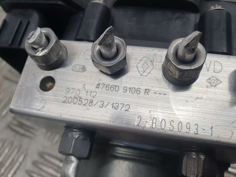 Recambio de abs para renault captur ii experience referencia OEM IAM 476609106R 970112 