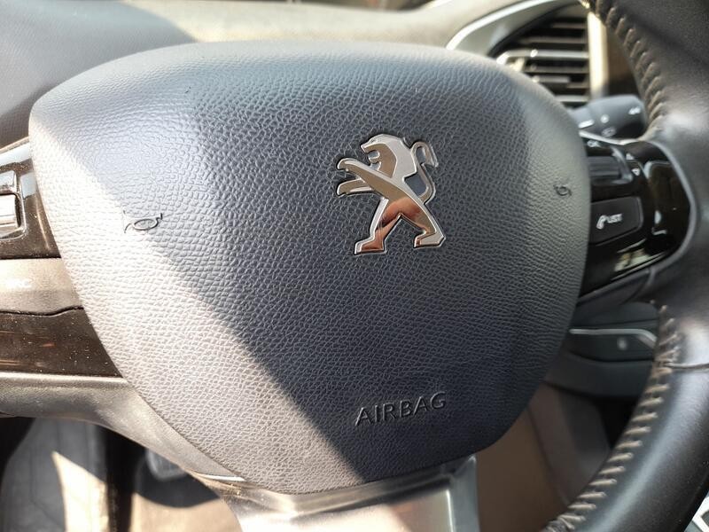 Recambio de kit airbag para peugeot 308 ii (lb_, lp_, lw_, lh_, l3_) 1.2 thp 110 referencia OEM IAM 96783105ZD C/SALPICADERO Y P