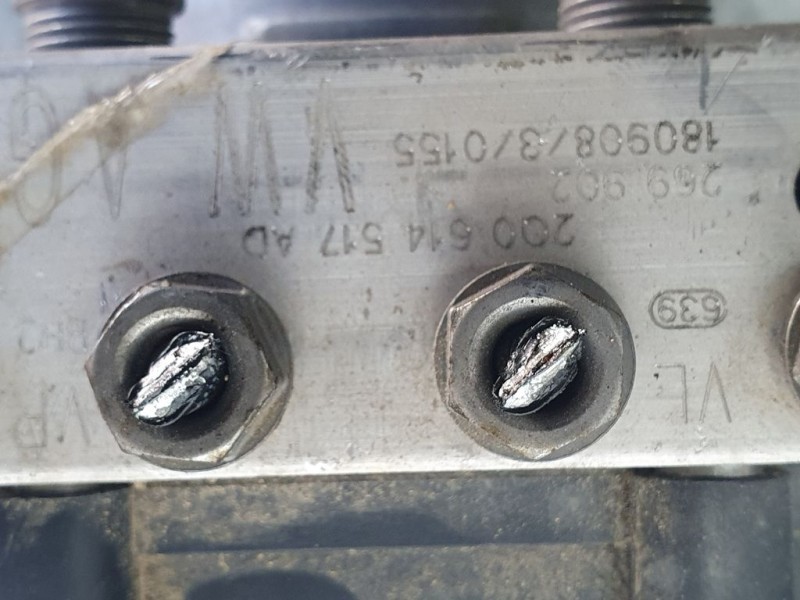 Recambio de abs para volkswagen polo edition referencia OEM IAM 200614517AD  