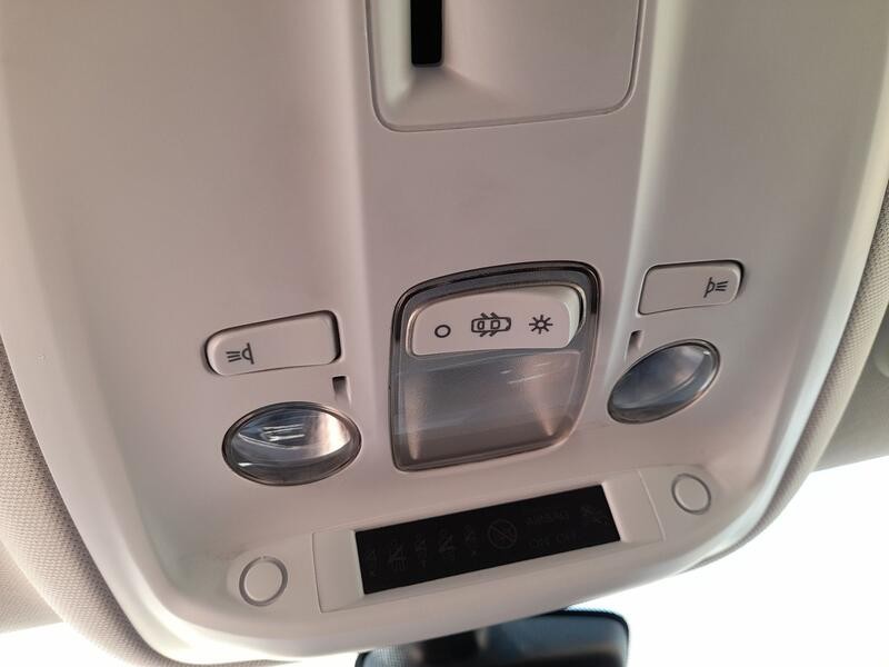 Recambio de luz interior para peugeot 308 ii (lb_, lp_, lw_, lh_, l3_) 1.2 thp 110 referencia OEM IAM 96778215PR  