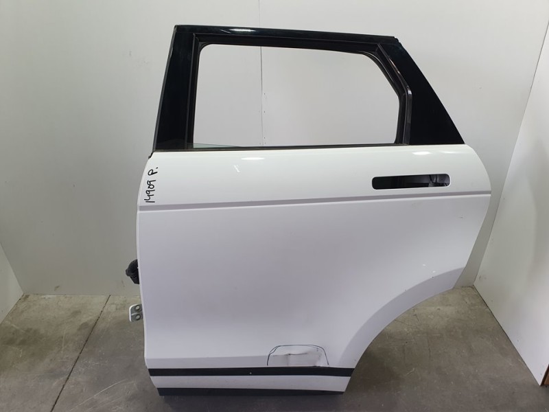 Recambio de puerta trasera izquierda para land rover range rover evoque evoque referencia OEM IAM LR138384  TOCADA