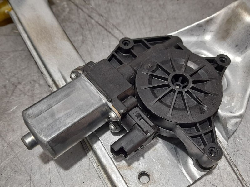 Recambio de elevalunas delantero izquierdo para dacia duster ii essential referencia OEM IAM 128001892D  ELECTRICO