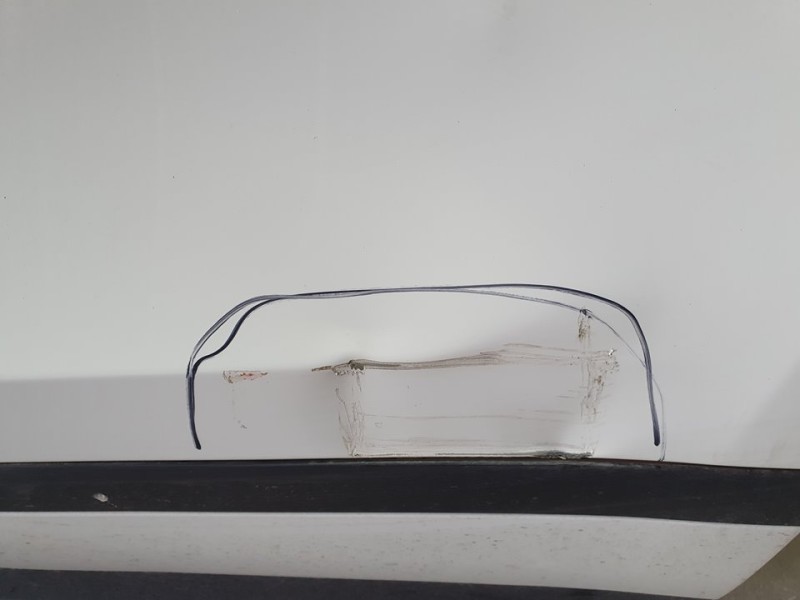 Recambio de puerta trasera izquierda para land rover range rover evoque evoque referencia OEM IAM LR138384  TOCADA