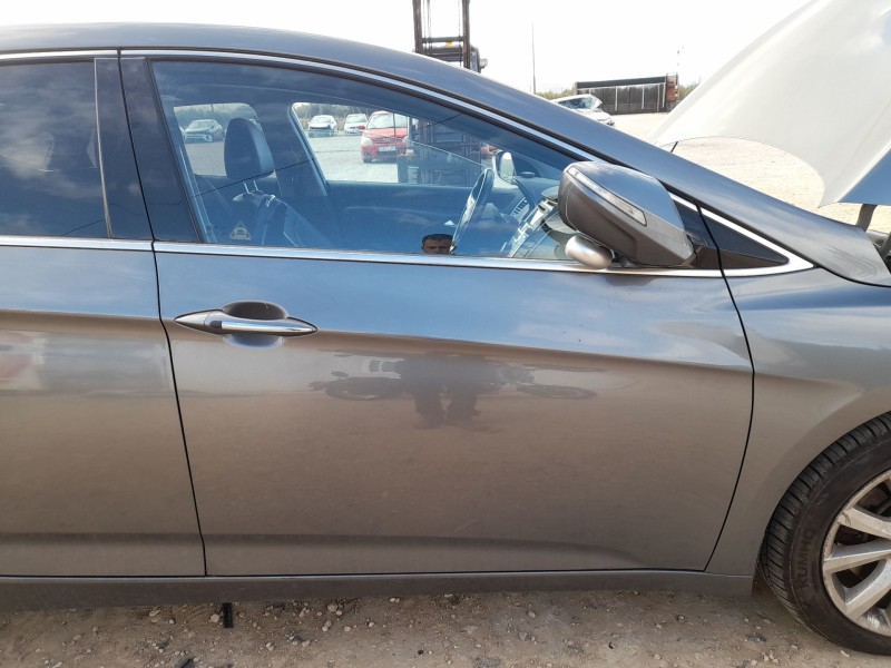 Recambio de puerta delantera derecha para hyundai i40 i (vf) 1.7 crdi referencia OEM IAM 760043Z000  