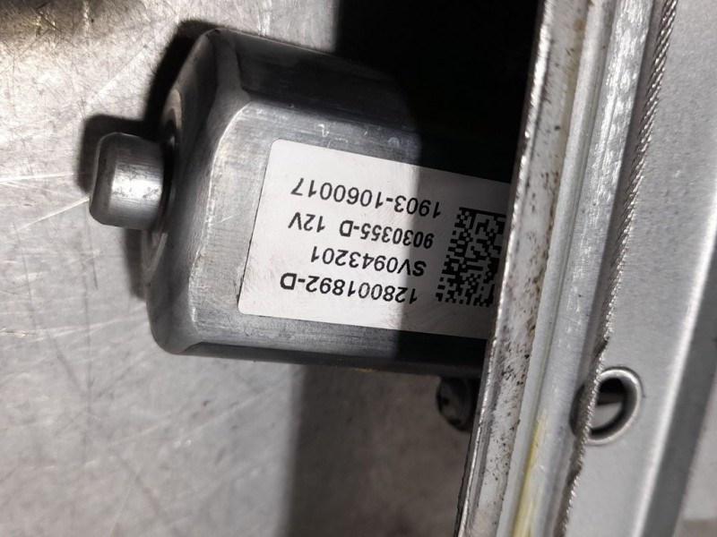 Recambio de elevalunas delantero izquierdo para dacia duster ii essential referencia OEM IAM 128001892D  ELECTRICO