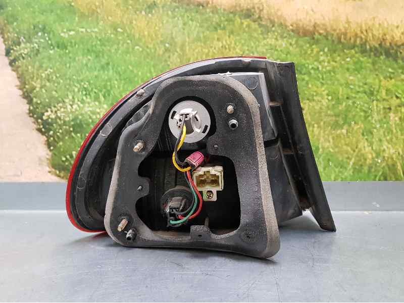 Recambio de piloto trasero derecho para daewoo lanos sx referencia OEM IAM  TOCADO VER FOTOS EXTERIOR