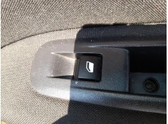 Recambio de mando elevalunas trasero derecho para peugeot 308 ii (lb_, lp_, lw_, lh_, l3_) 1.2 thp 110 referencia OEM IAM 967622