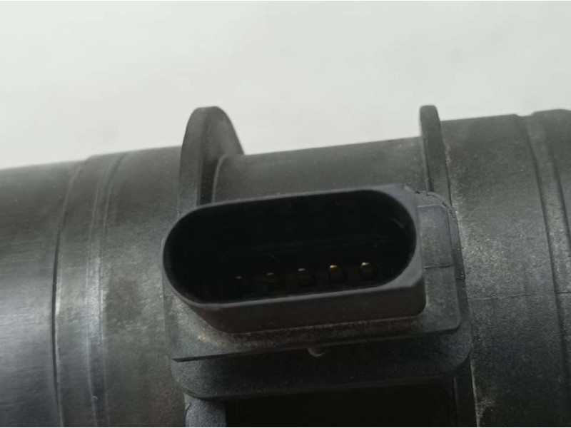Recambio de caudalimetro para volkswagen golf vi (5k1) gtd referencia OEM IAM 03G906461C 0281002735 BOSCH