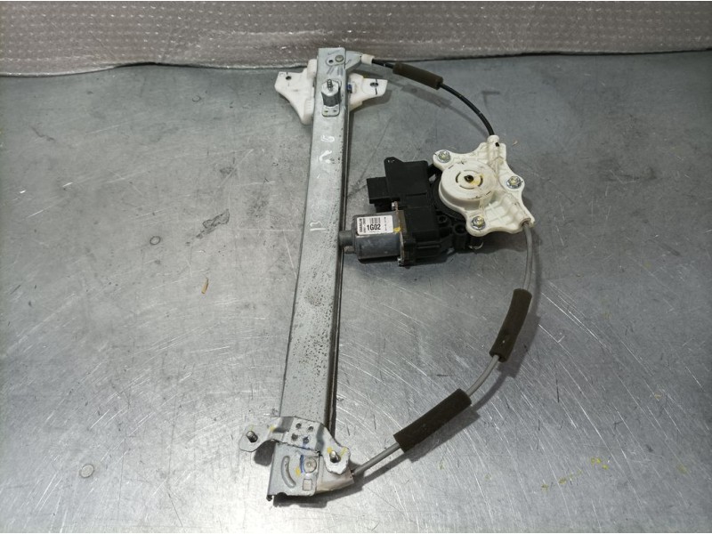 Recambio de elevalunas delantero izquierdo para hyundai i20 go referencia OEM IAM 82401C8020  ELECTRICO 6 PINS
