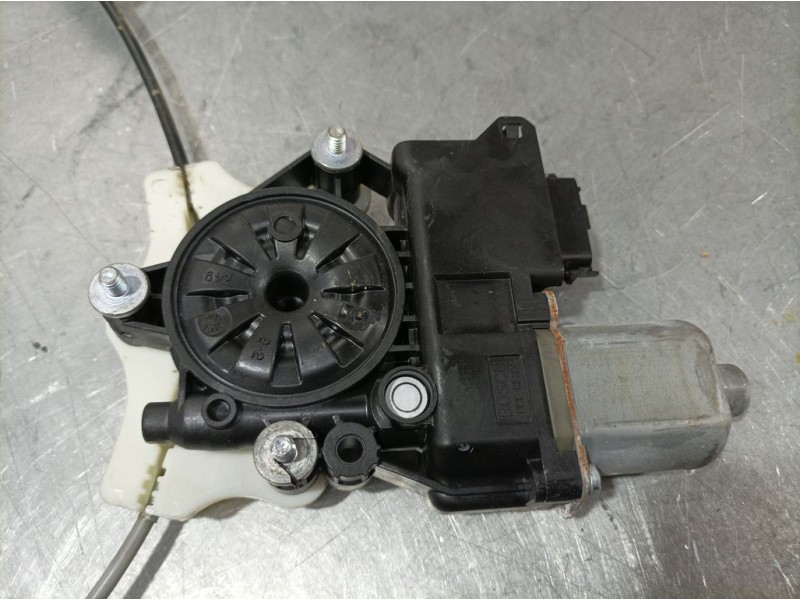 Recambio de elevalunas delantero izquierdo para hyundai i20 go referencia OEM IAM 82401C8020  ELECTRICO 6 PINS