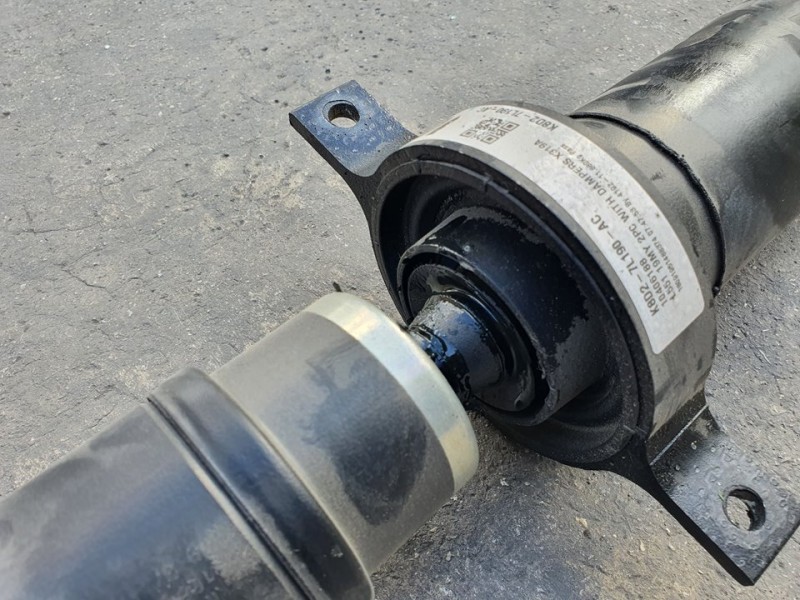 Recambio de transmision central para land rover range rover evoque evoque referencia OEM IAM K8D27L190AC 10406188 