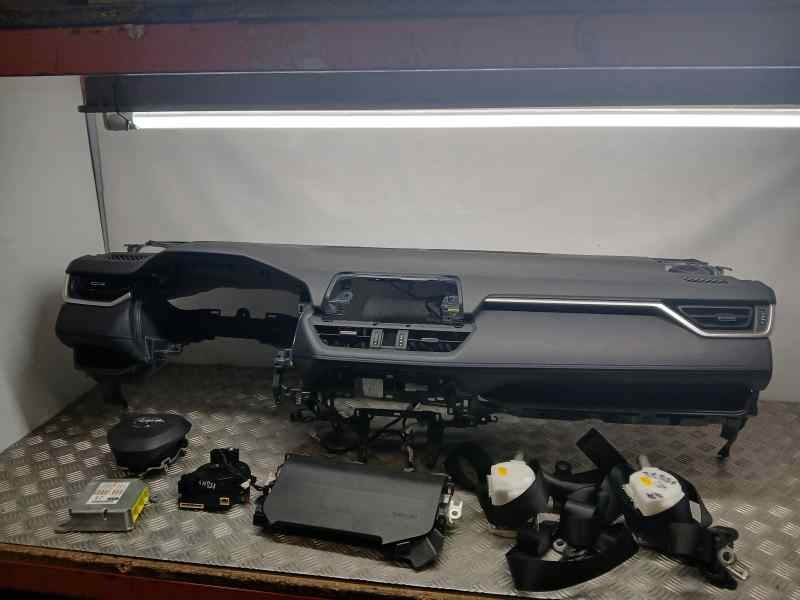 Recambio de kit airbag para toyota rav4 hybrid 4x2 advance referencia OEM IAM 554014201020  C/ SALPICADERO Y PRETENSORES Y AIRBA
