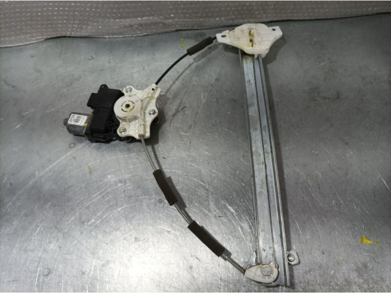 Recambio de elevalunas delantero izquierdo para hyundai i20 go referencia OEM IAM 82401C8020  ELECTRICO 6 PINS
