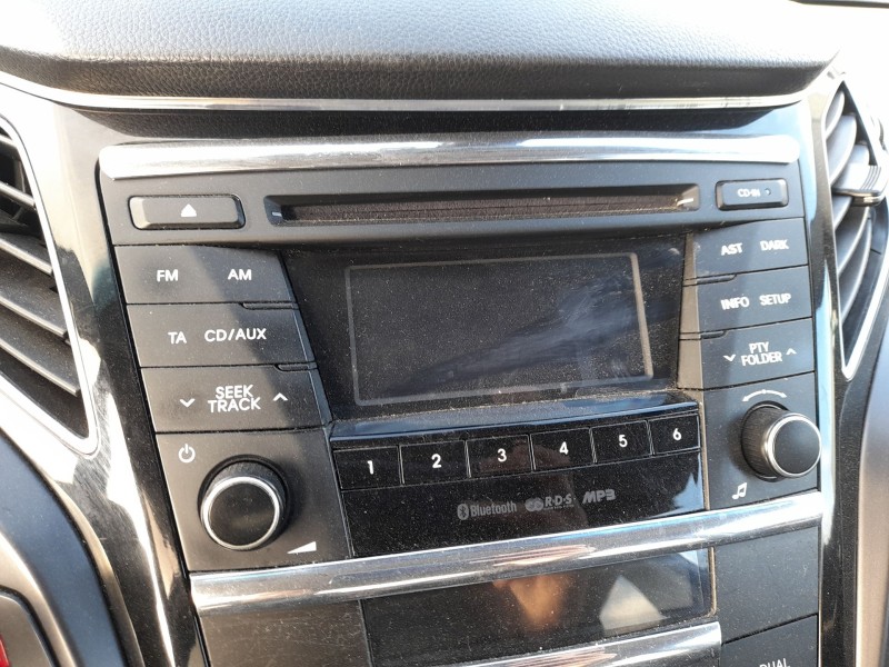 Recambio de sistema audio / radio cd para hyundai i40 i (vf) 1.7 crdi referencia OEM IAM 961703Z070  