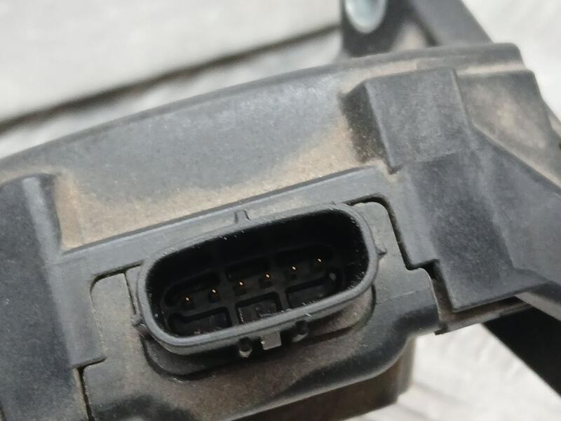 Recambio de potenciometro pedal para toyota corolla (e21) hybrid active referencia OEM IAM 7811002211 NK 21085A2