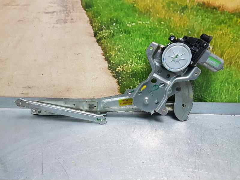 Recambio de elevalunas delantero derecho para suzuki alto amf 310 ga referencia OEM IAM 83560M75J00 SR2621003400 ELECTRICO 2 PIN