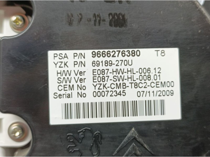 Recambio de cuadro instrumentos para peugeot 3008 allure referencia OEM IAM 9666276380  