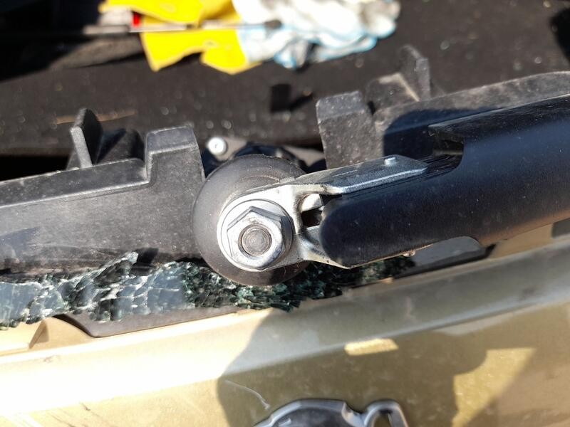 Recambio de motor limpia trasero para peugeot 308 ii (lb_, lp_, lw_, lh_, l3_) 1.2 thp 110 referencia OEM IAM 9819523180  