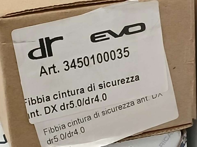 Recambio de enganche cinturon para dr 4.0 ev referencia OEM IAM 406000162AA  DEL CINTURON DELANTERO DERECHO