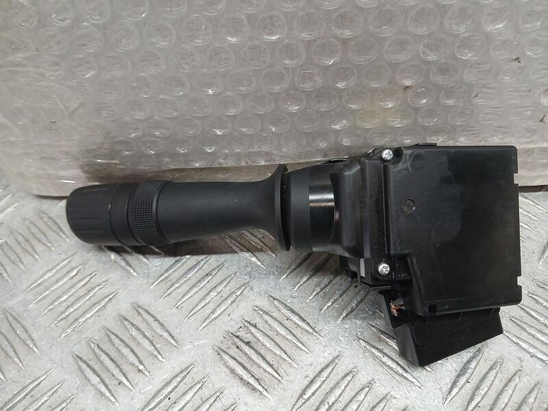 Recambio de mando limpia para toyota rav 4 exclusive referencia OEM IAM 8465212A90  12A9017F865