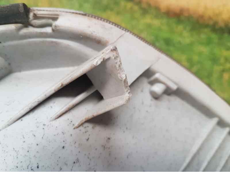 Recambio de faro derecho para miles zx40st electrico referencia OEM IAM   1 PATA ROTA