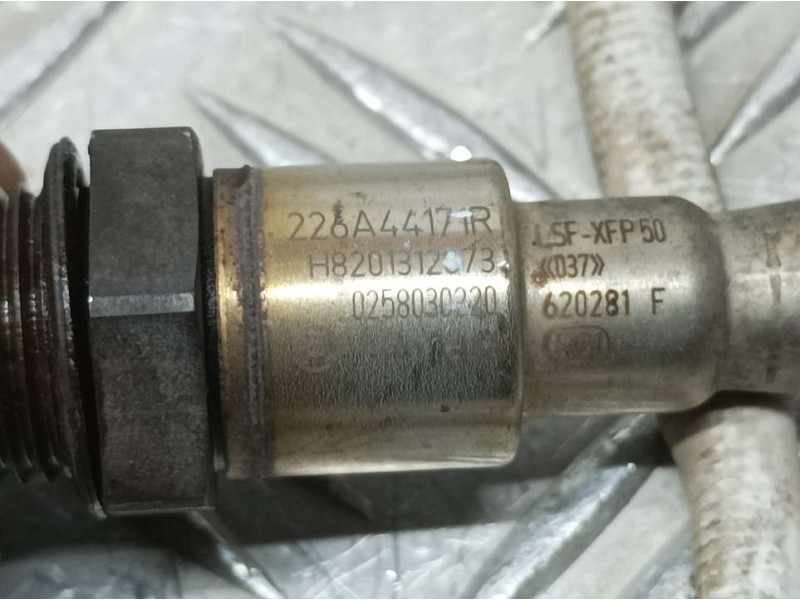 Recambio de sonda lambda para renault clio iv business referencia OEM IAM 226A44171R 0258030220 BOSCH