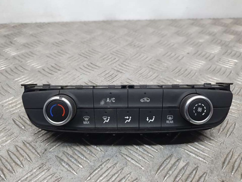 Recambio de mando calefaccion / aire acondicionado para opel crossland x excellence referencia OEM IAM 98114000YX 28597032 