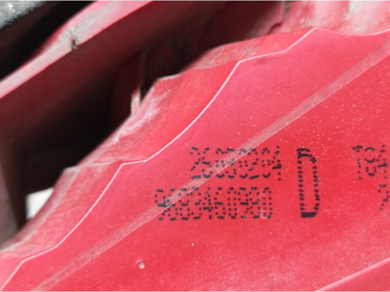 Recambio de piloto trasero derecho para peugeot 3008 allure referencia OEM IAM 9683460980  INTERIOR TOCADO