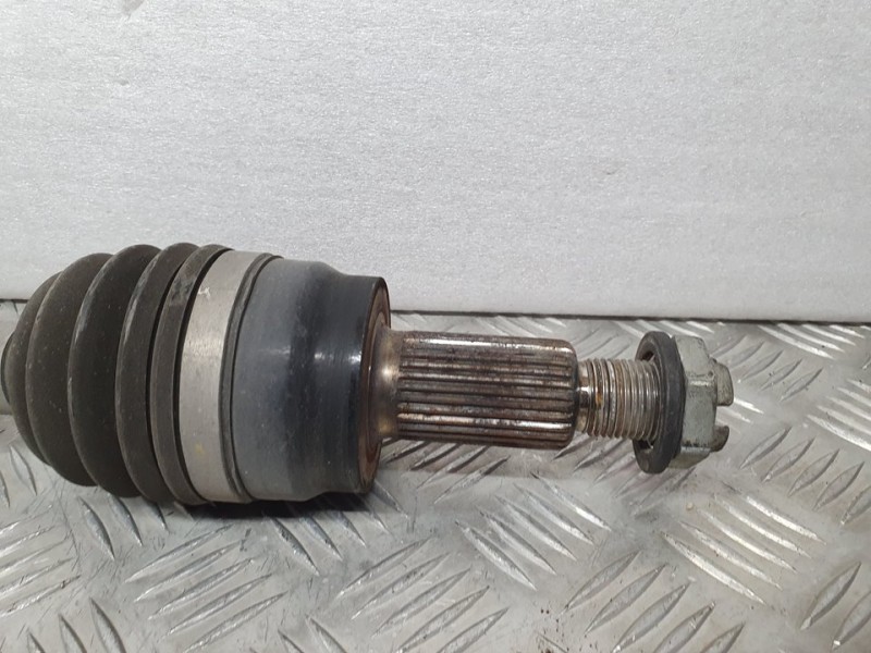 Recambio de transmision trasera derecha para land rover range rover evoque evoque referencia OEM IAM K8D24K138AC  