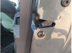 CERRADURA PUERTA TRASERA DERECHA 5TA839016Q 