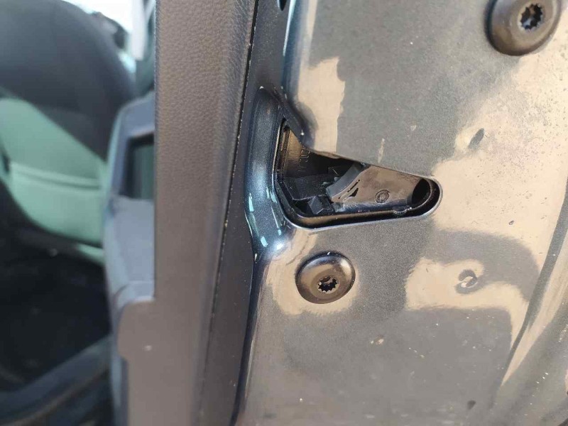 Recambio de cerradura puerta trasera derecha para seat ateca (kh7) style go referencia OEM IAM 5TA839016Q  