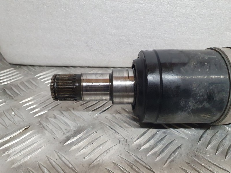 Recambio de transmision trasera derecha para land rover range rover evoque evoque referencia OEM IAM K8D24K138AC  