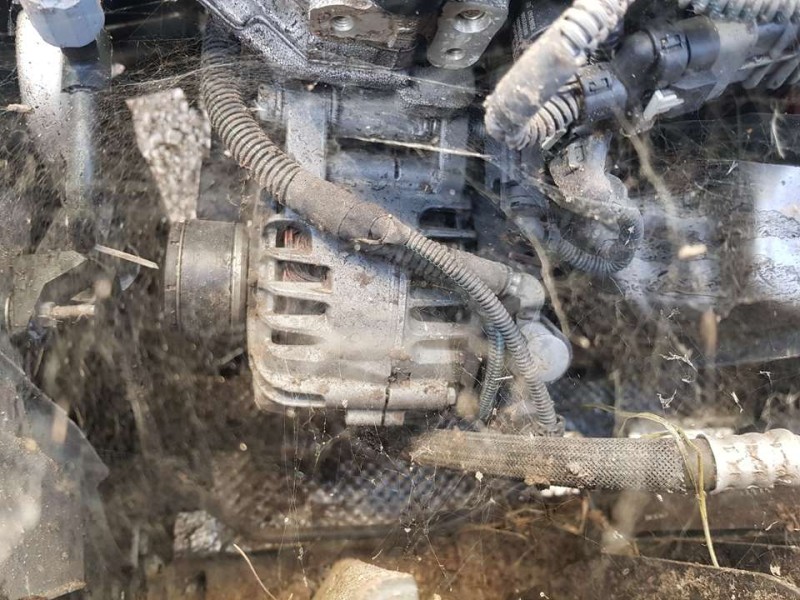 Recambio de alternador para opel corsa f edition referencia OEM IAM 9809391880  