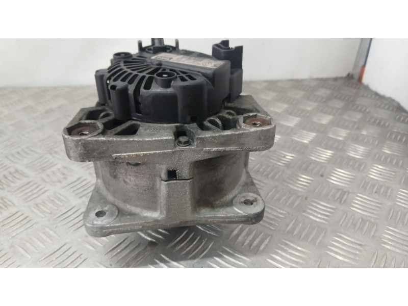 Recambio de alternador para renault scénic ii (jm0/1_) 1.5 dci (jm1e, jm16) referencia OEM IAM 8200386806 VALEO 2542945B