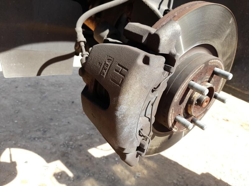 Recambio de pinza freno delantera izquierda para ford focus iii 1.6 ecoboost referencia OEM IAM 1682876  