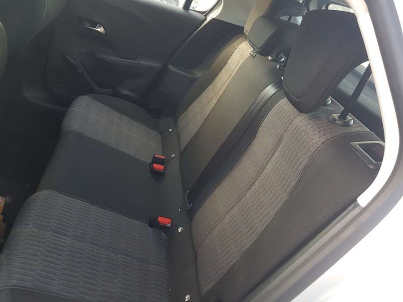 Recambio de asientos traseros para opel corsa f edition referencia OEM IAM   