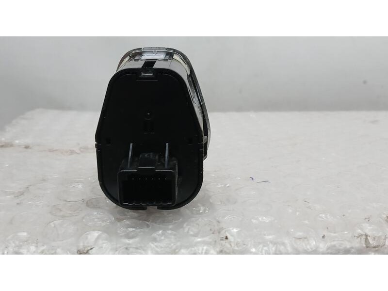 Recambio de boton start/stop para lynk & co 01 phev referencia OEM IAM 8888864763  2201071058