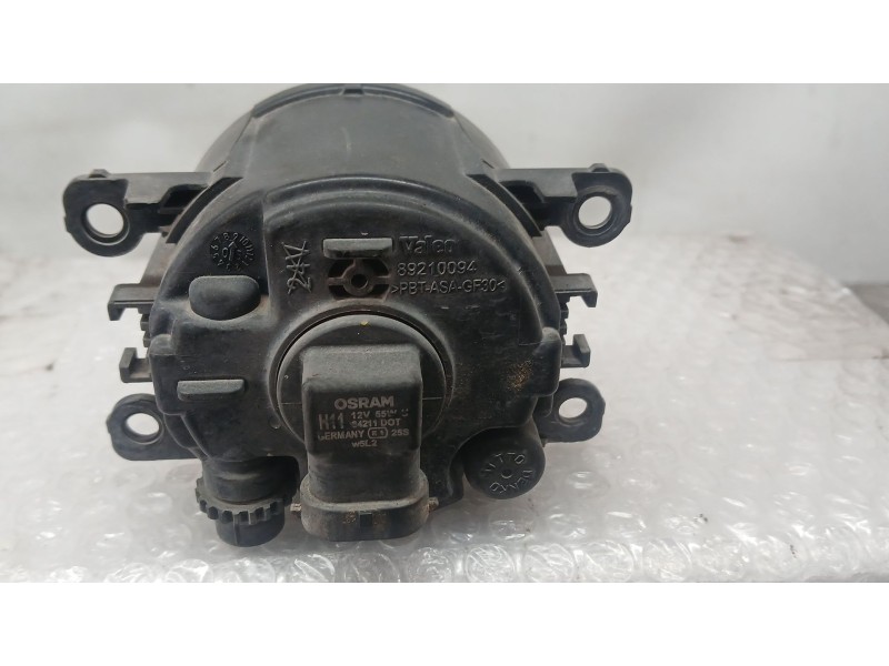 Recambio de faro antiniebla derecho para renault scénic ii (jm0/1_) 1.5 dci (jm1e, jm16) referencia OEM IAM 8200074008 VALEO 892
