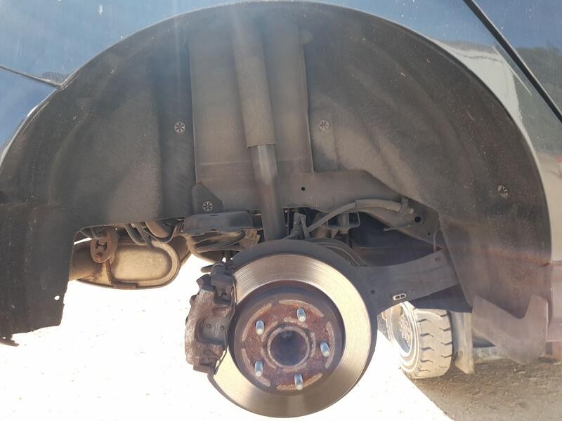 Recambio de plastico pase rueda tras. dch. para ford focus iii 1.6 ecoboost referencia OEM IAM 1852051  