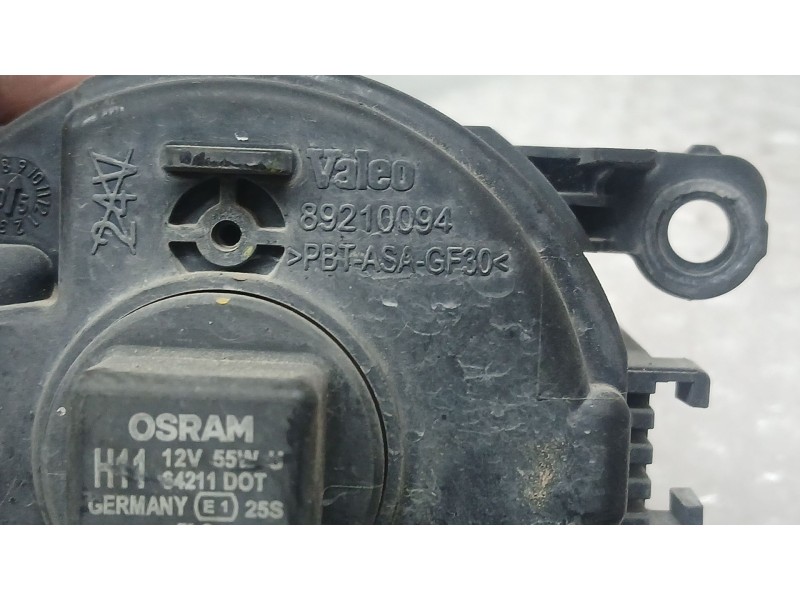 Recambio de faro antiniebla derecho para renault scénic ii (jm0/1_) 1.5 dci (jm1e, jm16) referencia OEM IAM 8200074008 VALEO 892