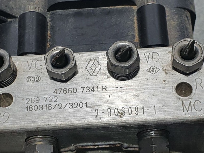 Recambio de abs para renault clio iv limited referencia OEM IAM 476607341R 269722 BOSCH