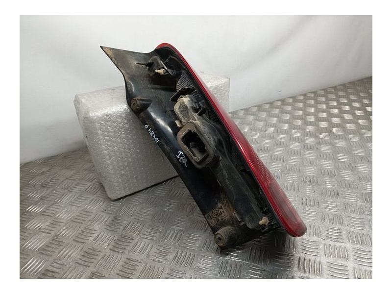 Recambio de piloto trasero izquierdo para renault espace iv (jk0) grand espace dynamique referencia OEM IAM 8200027153  