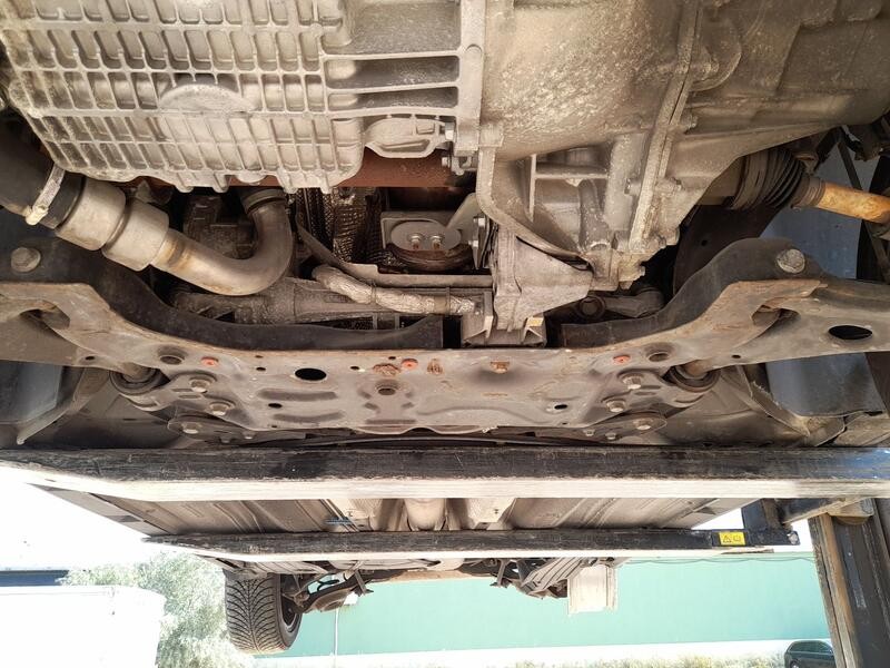 Recambio de puente delantero para ford focus iii 1.6 ecoboost referencia OEM IAM 2207173  