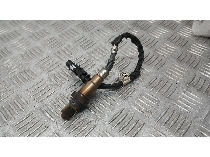 Recambio de sonda lambda para lynk & co 01 phev referencia OEM IAM 8888797462  0258027180181