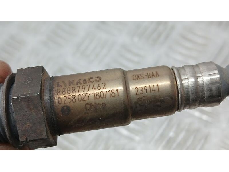Recambio de sonda lambda para lynk & co 01 phev referencia OEM IAM 8888797462  0258027180181